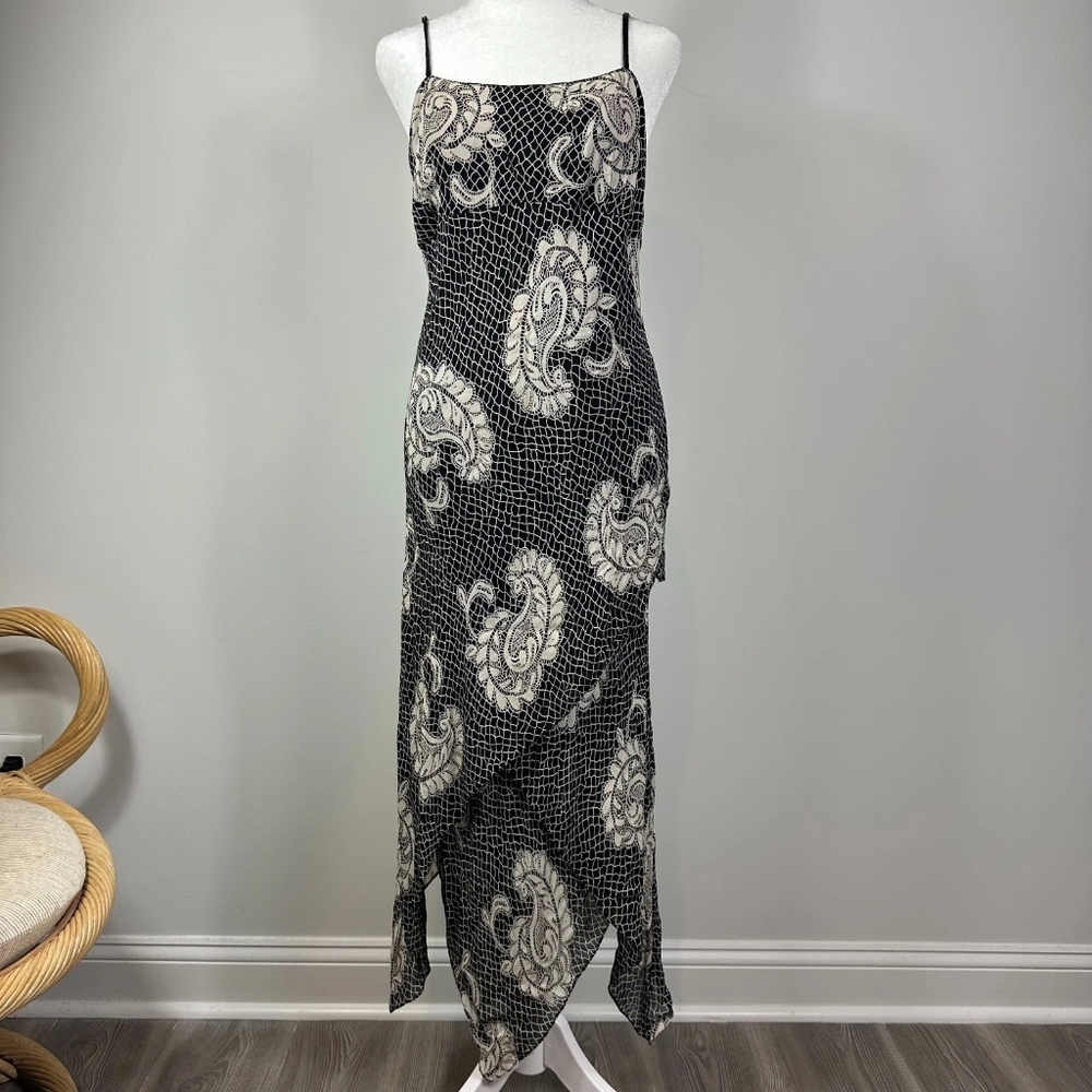 Elegant Black and White Paisley Dress